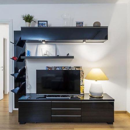 Cozy & Comfy Apt In Navigli Area 밀라노 외부 사진