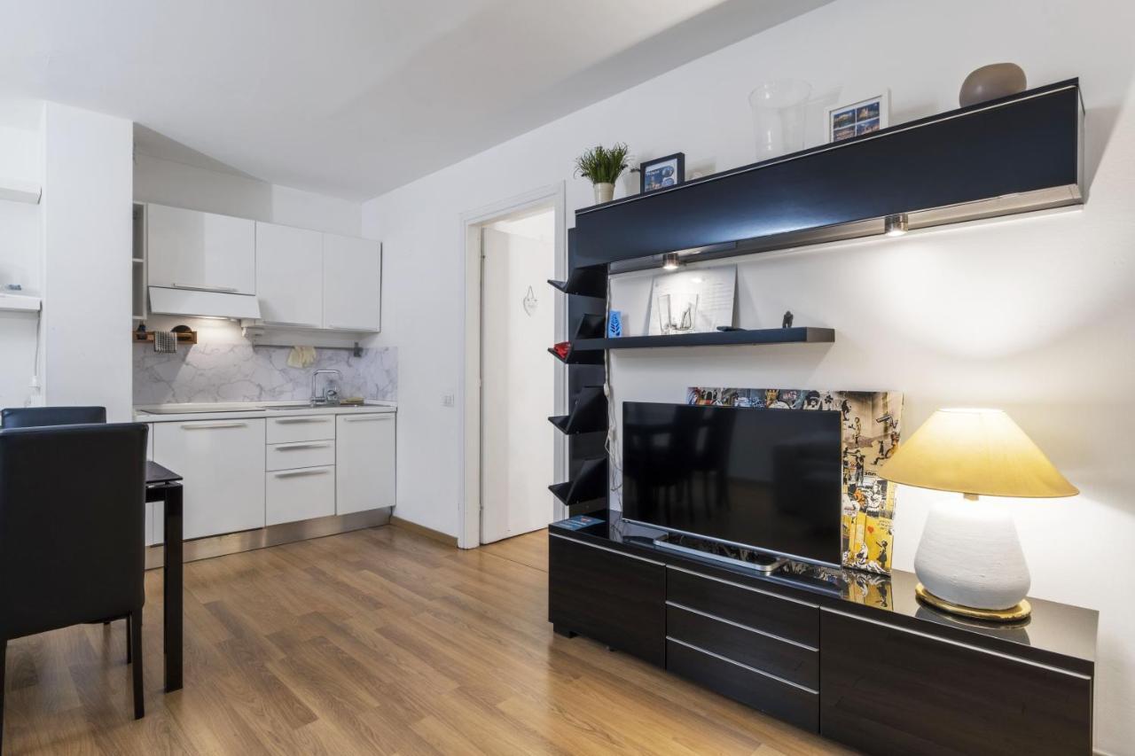 Cozy & Comfy Apt In Navigli Area 밀라노 외부 사진