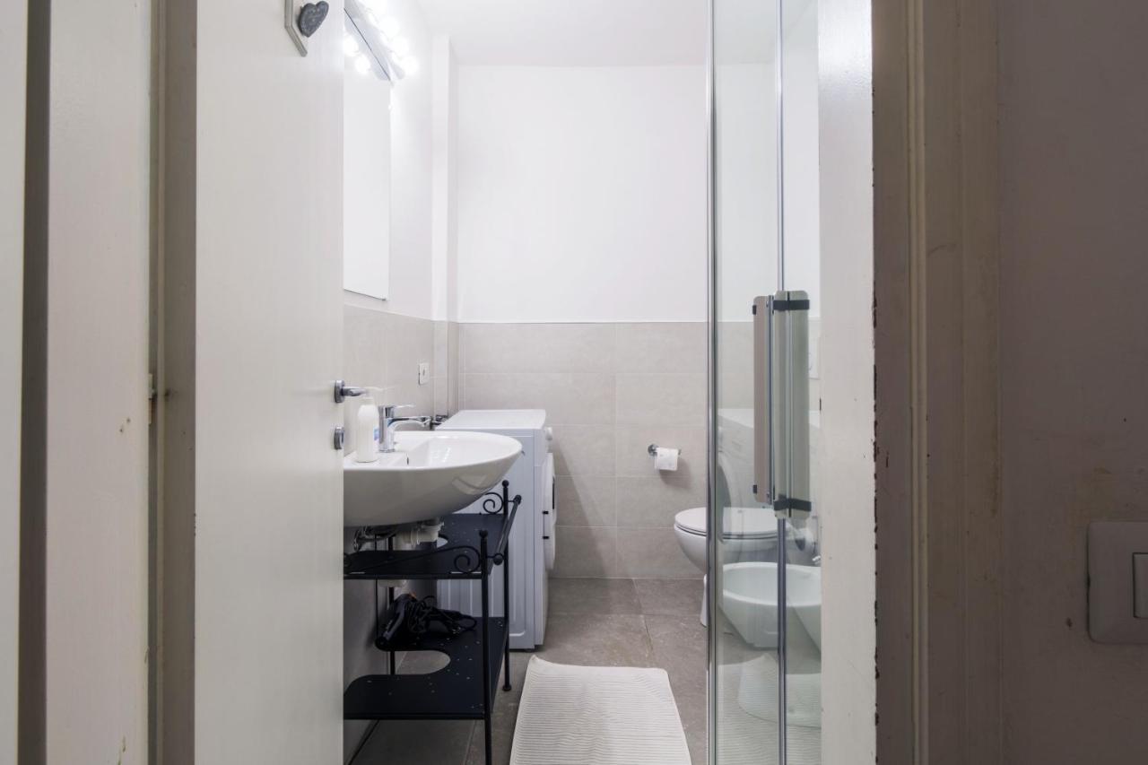 Cozy & Comfy Apt In Navigli Area 밀라노 외부 사진