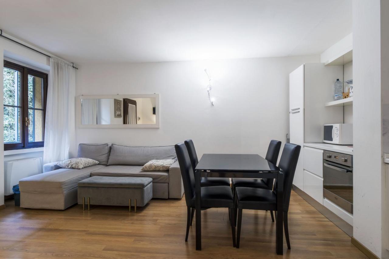 Cozy & Comfy Apt In Navigli Area 밀라노 외부 사진